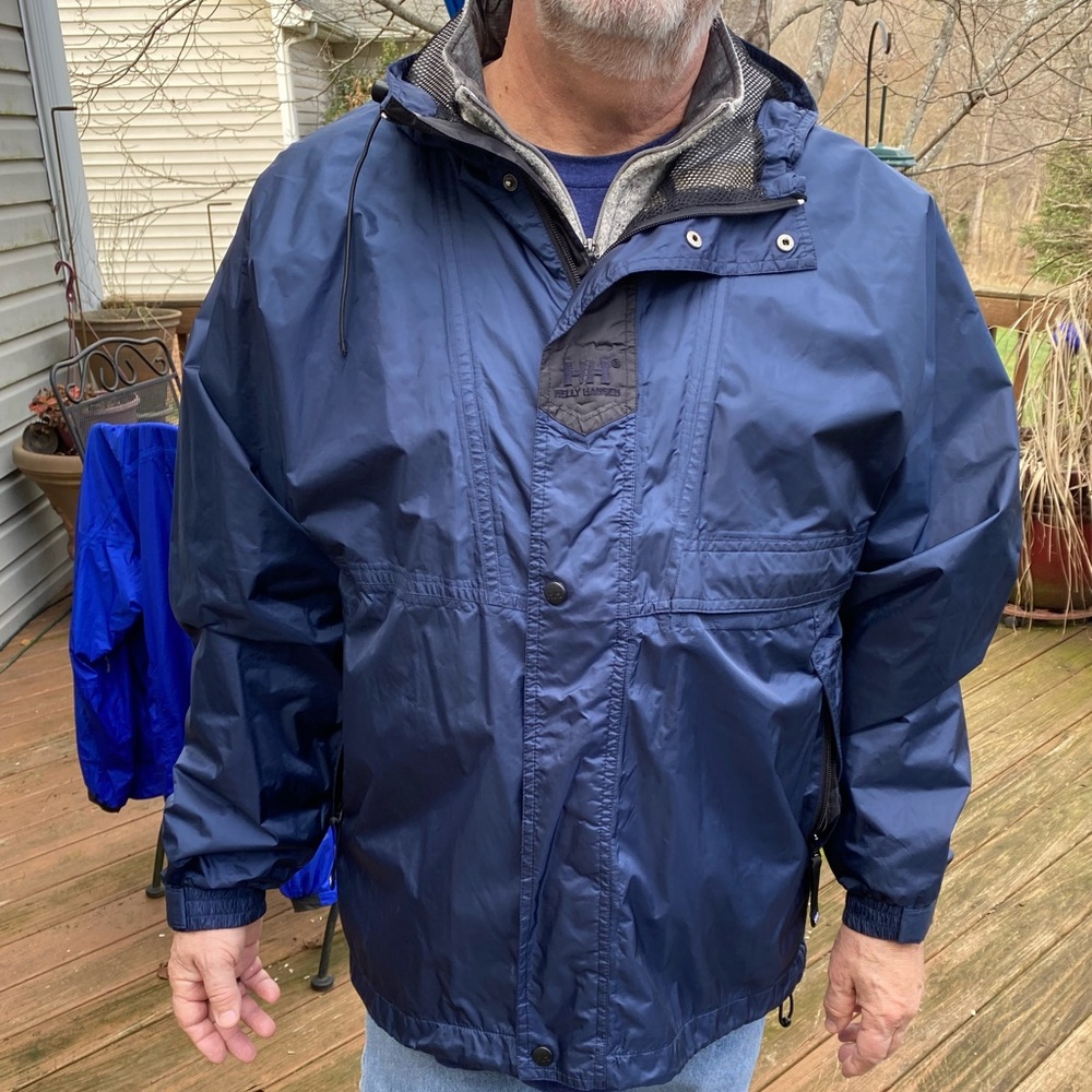Helly Hansen men’s Lg weatherproof shell, navy blue